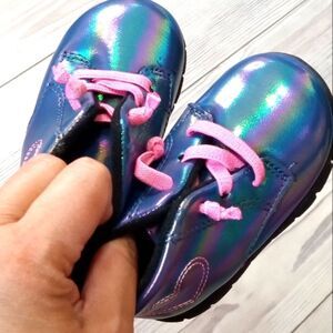 (17-3858) 🔥3/$20🔥 Carter's Shoes  Sz 4